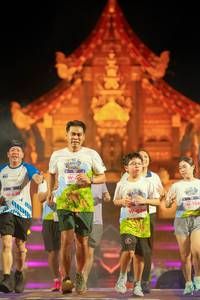 BIB: 630, 134
                            <button type="button" onclick="openModal(22473692)" class="btn btn-primary btn-sm float-right btn-popup" data-toggle="modal" data-target=".modal-high-quality">
                        <i class="fas fa-shopping-cart"></i> Add to Cart
                    </button>
                                            <button type="button" onclick="isThisMe(22473692, true)" class="btn btn-success btn-sm float-right btn-popup btn-isme hidden" data-toggle="tooltip" data-placement="bottom" title="นี่คือรูปของคุณใช่ไหม คลิกที่นี่เพื่อเอาเข้าอัลบั้ม">
                        <i class="fas fa-plus"></i> Add to album
                    </button>
                    <button type="button" onclick="isThisMe(22473692, false)" class="btn btn-warning btn-sm float-right btn-popup btn-isnotme hidden">
                        <i class="fas fa-ban"></i> Remove from album
                    </button>